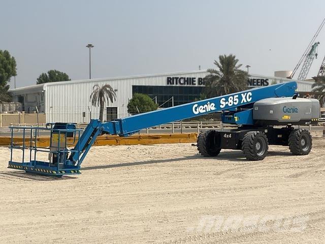 Genie S85 XC Teleskopik personel platformları
