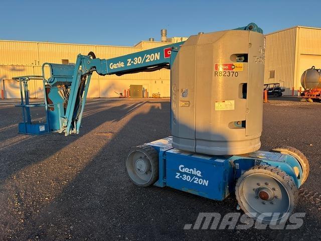 Genie Z-30/20N Körüklü personel platformları