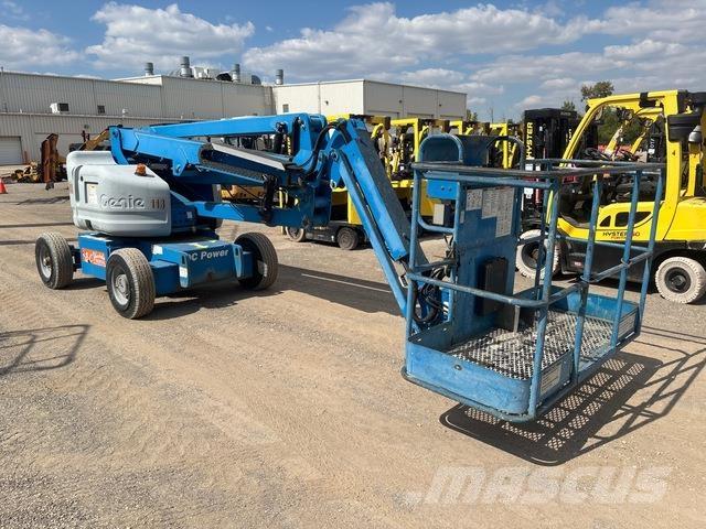 Genie Z-45/25J Körüklü personel platformları