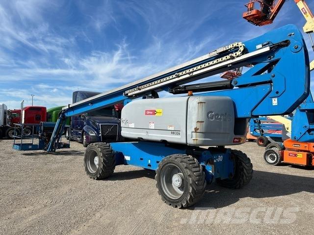Genie Z-80/60 Körüklü personel platformları