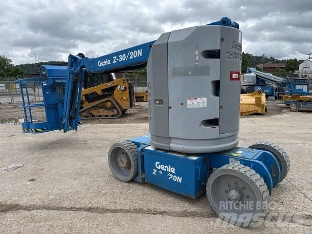 Genie Z30/20N Körüklü personel platformları