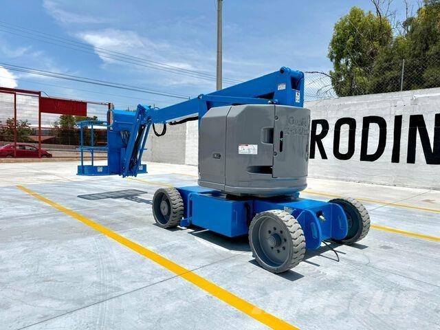 Genie Z34/22N Körüklü personel platformları