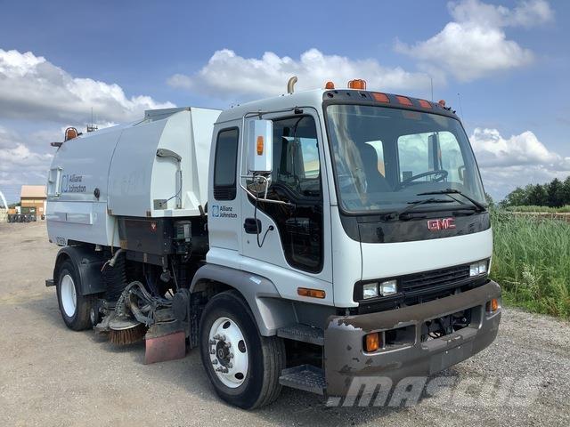 GMC T7F042 Süpürme kamyonları