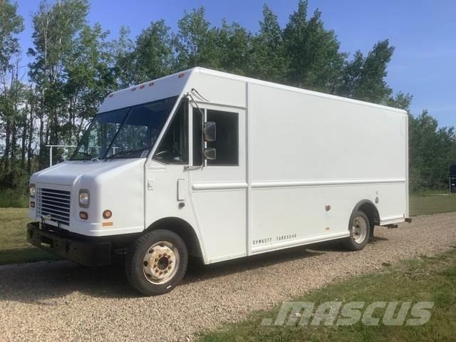 GMC Workhorse Kapali kasa kamyonetler