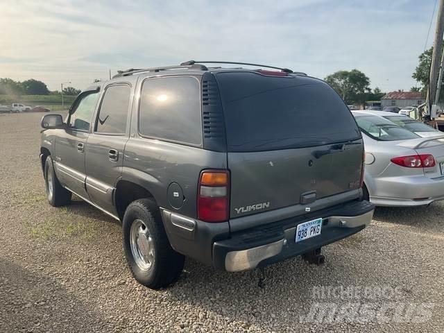 GMC Yukon Otomobiller