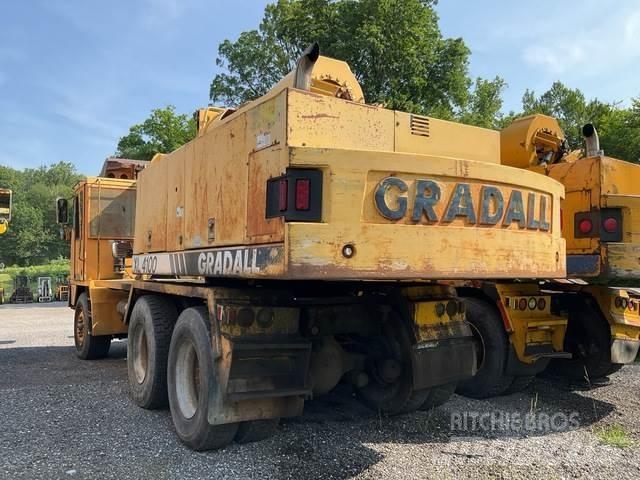 Gradall XL4100 Lastik tekerli ekskavatörler