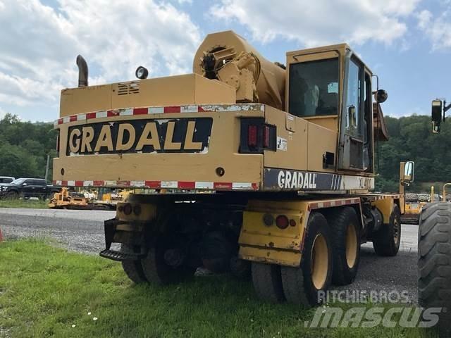 Gradall XL4100 Lastik tekerli ekskavatörler