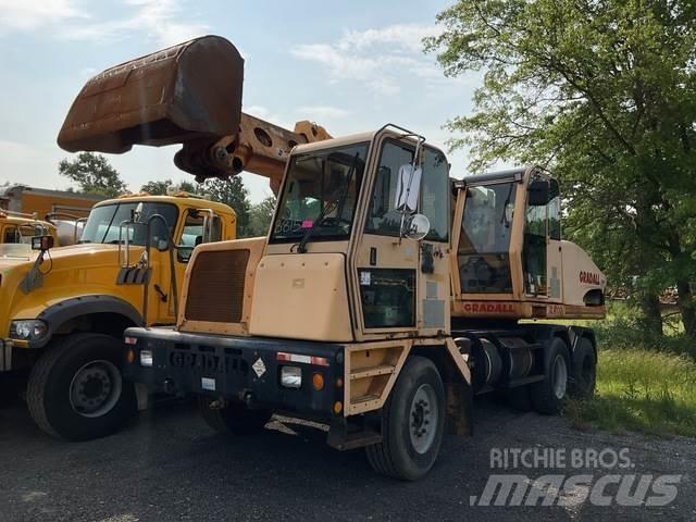 Gradall XL4100 Lastik tekerli ekskavatörler