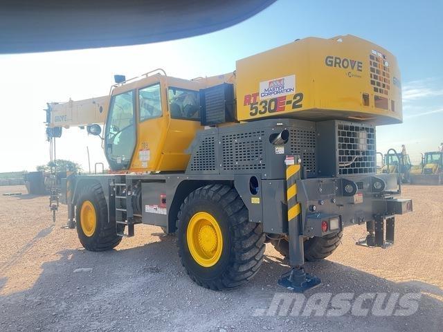 Grove RT530E-2 Arazi Tipi Vinçler (RT)