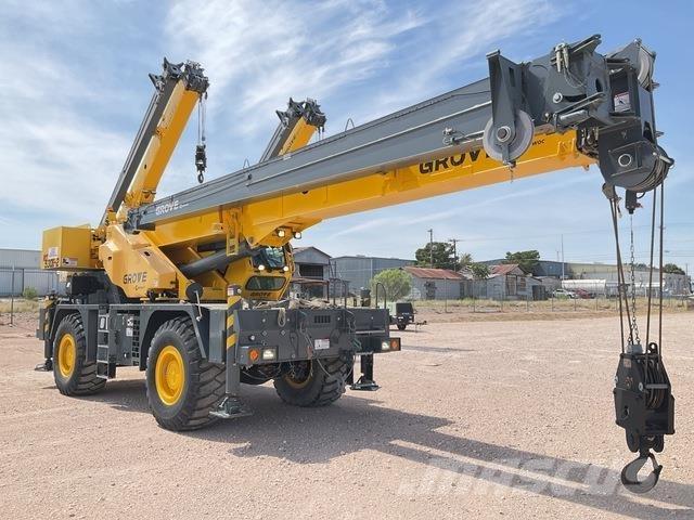 Grove RT530E-2 Arazi Tipi Vinçler (RT)