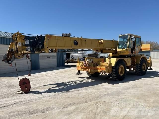 Grove RT640C Arazi Tipi Vinçler (RT)