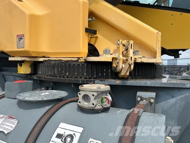 Grove RT700E Arazi Tipi Vinçler (RT)