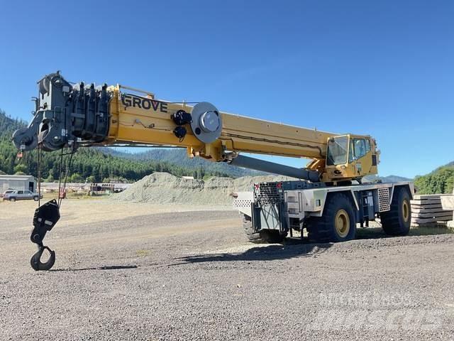 Grove RT9130E Arazi Tipi Vinçler (RT)