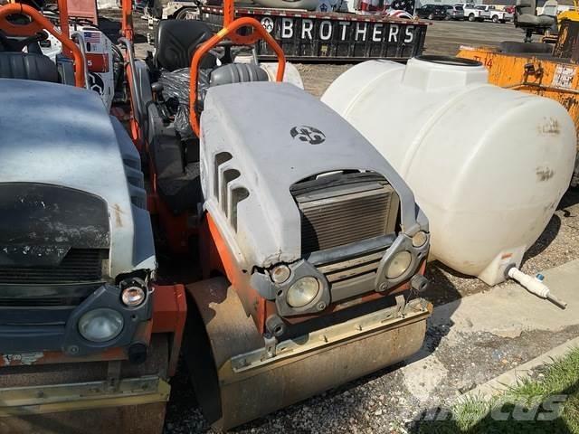 Hamm HD10CVV Çift tamburlu silindirler