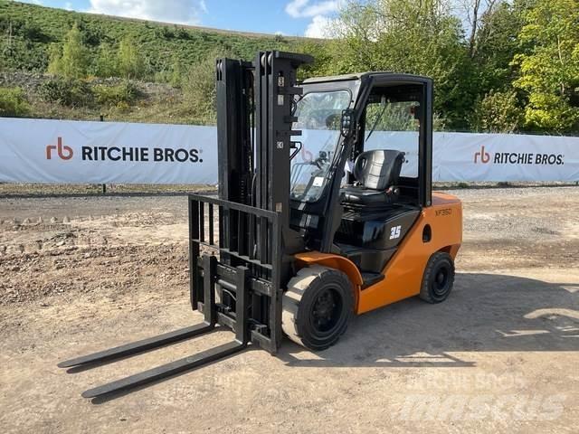 Hangcha XF35D Diger