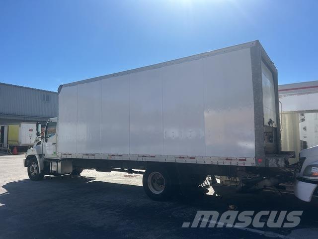 Hino 238 Kapali kasa kamyonlar