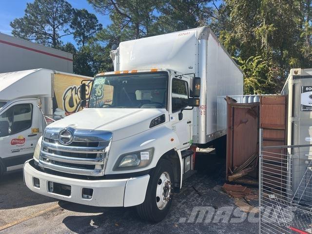 Hino 238 Kapali kasa kamyonlar