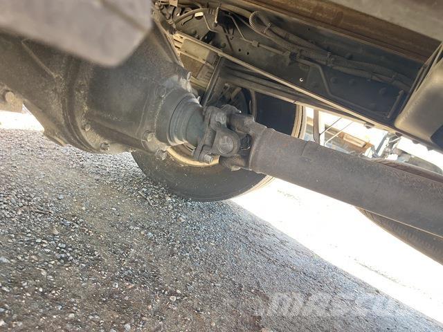 Hino 300 616 Frigofrik kamyonlar