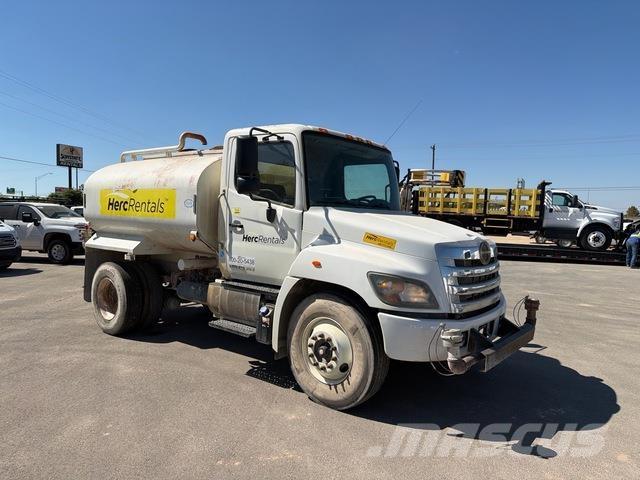 Hino 338 Su tankerleri