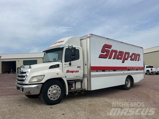 Hino J08E Kapali kasa kamyonetler
