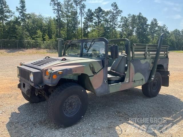  HMMWV M1152 Pikaplar