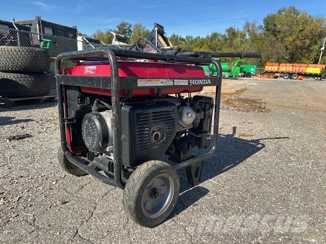Honda EB 5000X Dizel Jeneratörler