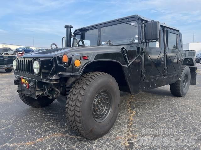 Hummer M11 Pikaplar