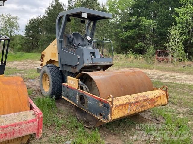 Hypac C830C Tek tamburlu silindirler