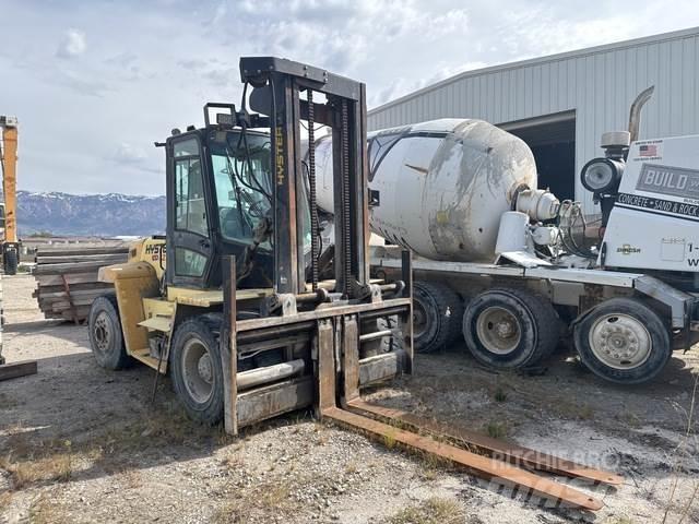 Hyster H210HD Arazi tipi forklift