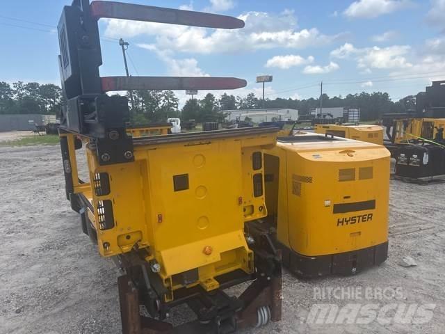 Hyster V30ZMU Orta seviye siparis toplayici