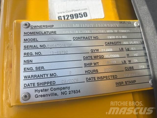 Hyster V35ZMU Orta seviye siparis toplayici