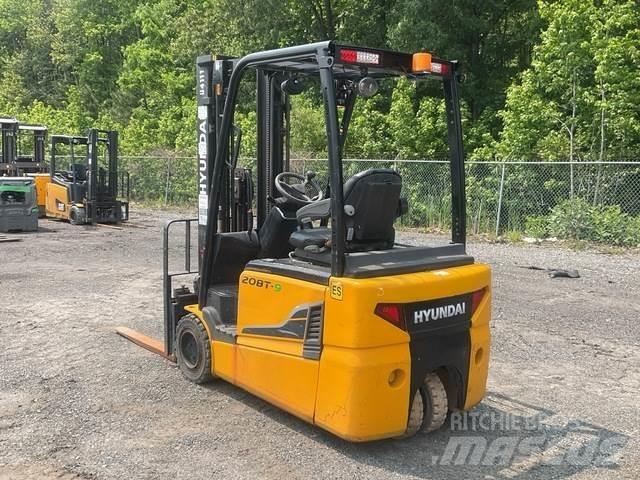 Hyundai 20BT-9 Elektrikli forkliftler