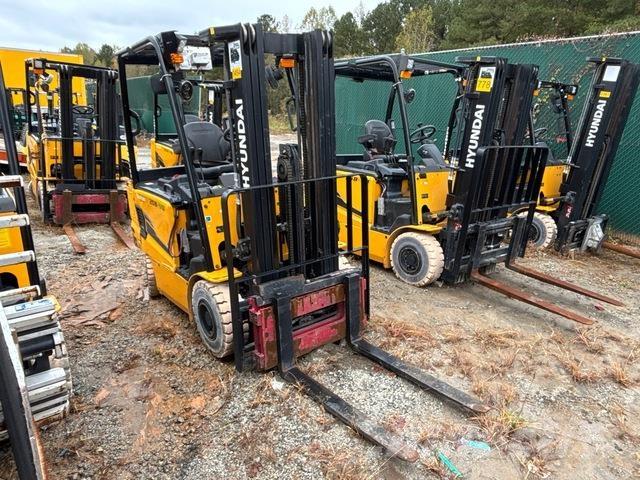 Hyundai 25B-9U Elektrikli forkliftler