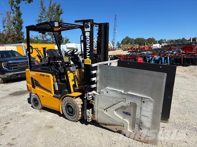 Hyundai 25B-9U Elektrikli forkliftler