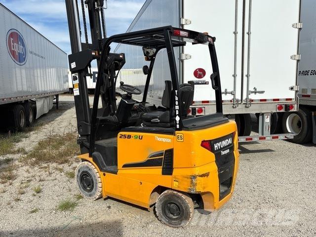 Hyundai 25B-9U Elektrikli forkliftler
