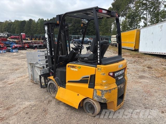 Hyundai 25BC-9 Elektrikli forkliftler