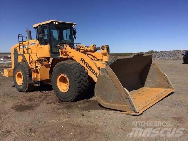 Hyundai HL975 Tekerlekli yükleyiciler