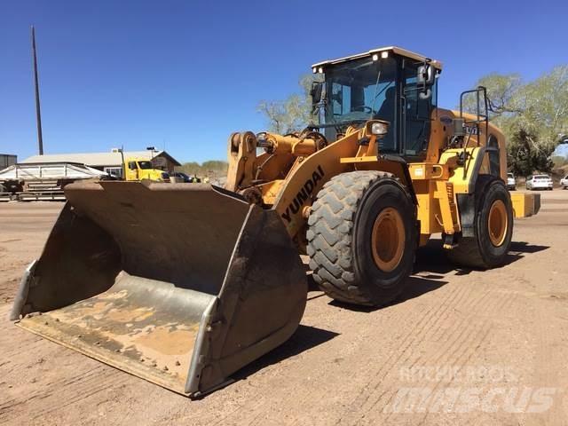 Hyundai HL975 Tekerlekli yükleyiciler