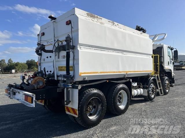 Isuzu FVH2000 Su tankerleri