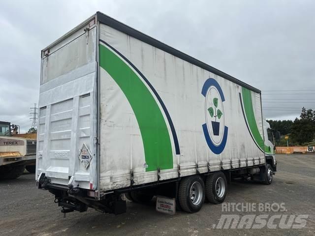 Isuzu FVR950M Kayar tenteli kamyonlar