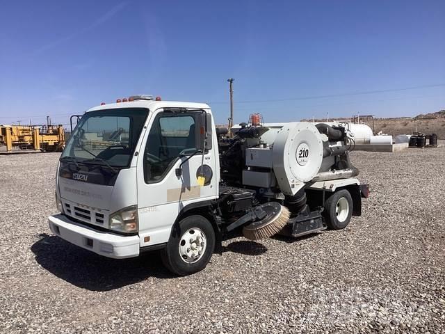 Isuzu NPR Süpürme kamyonları