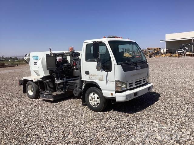 Isuzu NPR Süpürme kamyonları