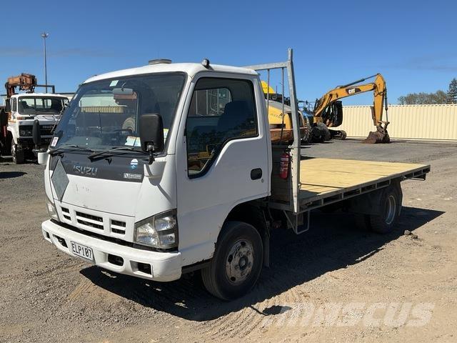 Isuzu NPR 250M Flatbed kamyonlar