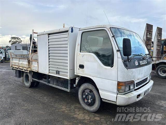 Isuzu NPR 350 Flatbed kamyonlar