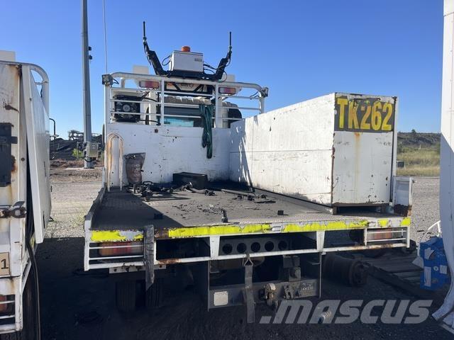 Isuzu NPS 500 Flatbed kamyonlar