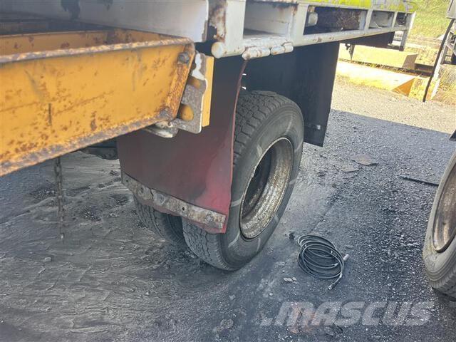 Isuzu NPS 500 Flatbed kamyonlar