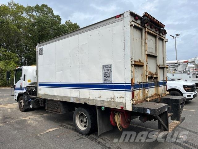 Isuzu NQR Kapali kasa kamyonlar