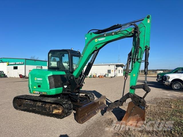 JCB 85Z Paletli ekskavatörler