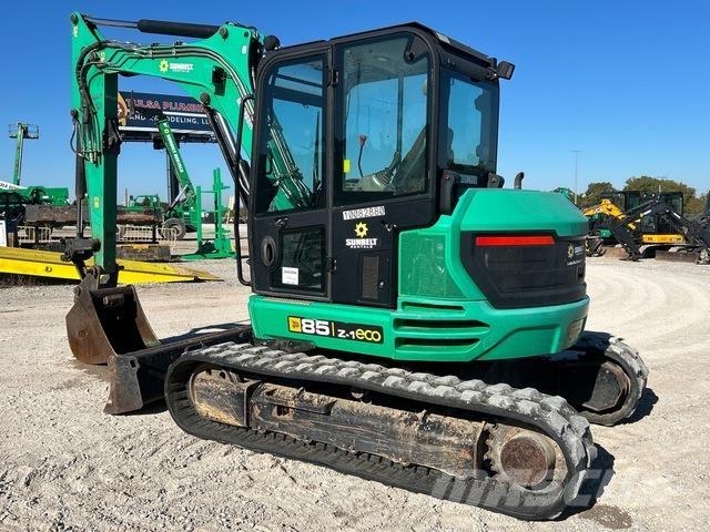 JCB 85Z-1 Paletli ekskavatörler