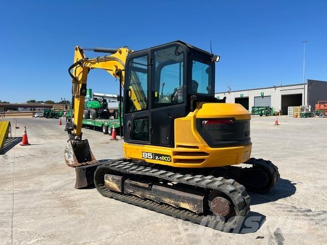 JCB 85Z-1 Paletli ekskavatörler